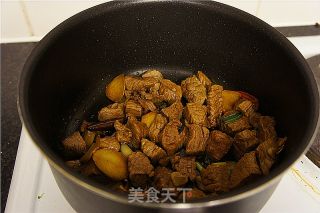 Beef Stew with Seasonal Vegetables (meow~) recipe