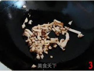 Stir-fried Pasta with Mushrooms and Shrimp recipe