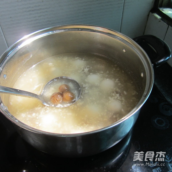 Dumplings with Distillers Longan and Glutinous Rice Balls recipe