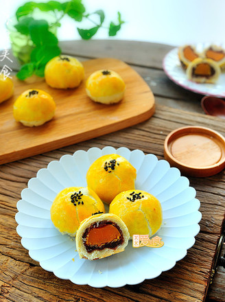 Low Oil Version of Egg Yolk Crisp recipe