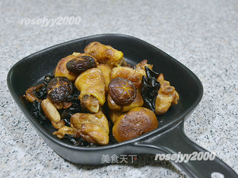 Shuang Mushroom Dry Chicken--home-cooked Meal