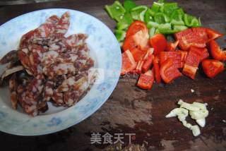 Stir-fried Sausage with Colored Peppers recipe