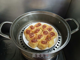 Steamed Stuffed Tofu Puffs recipe