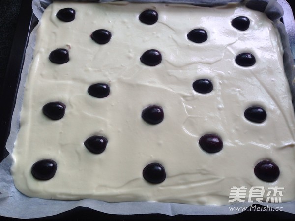 Cherry Bao Cake Roll recipe
