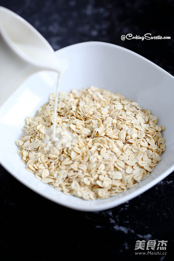 Overnight Breakfast Oatmeal recipe