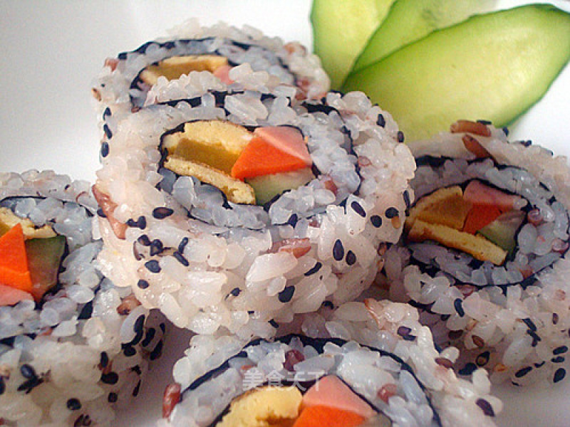 Rolled Sushi in Sesame recipe