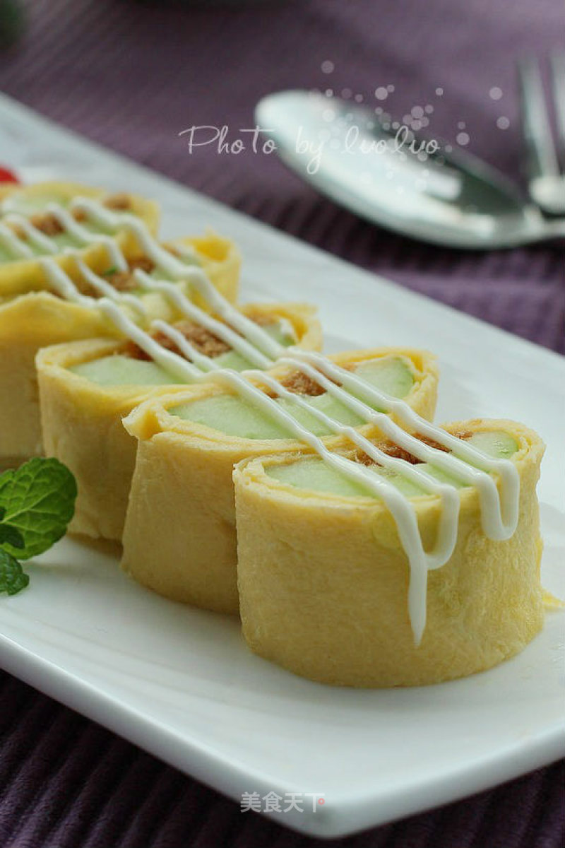 Cucumber Salad Roll recipe