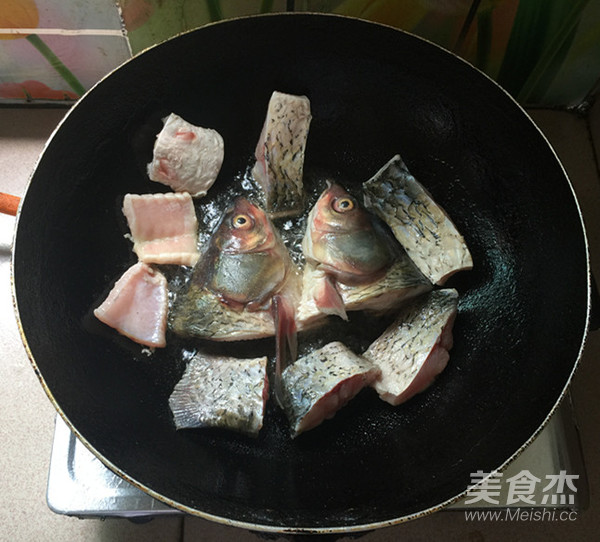 Home-style Braised Fish Cubes recipe