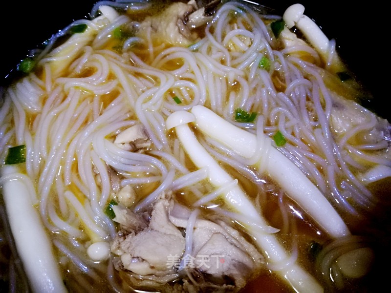 Chicken Soup Rice Noodles recipe
