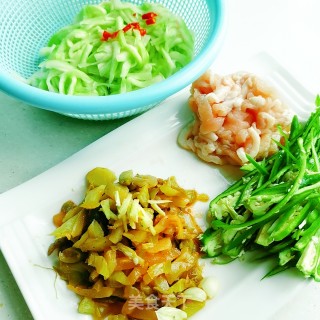 Stir-fried Mustard with Watermelon Peel recipe