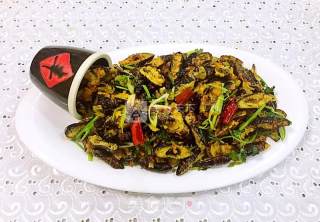 Dry Stir-fried Silkworm Pupa recipe