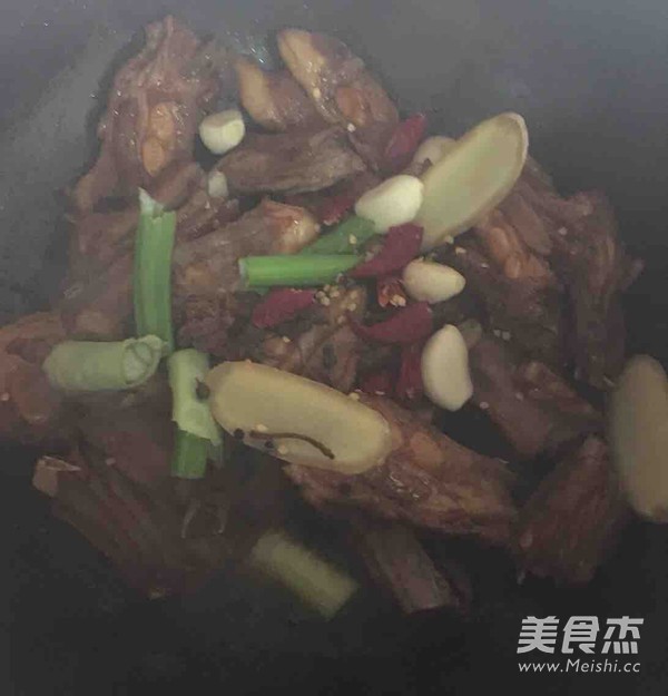 Hu's Braised Lamb Chop recipe