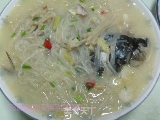 Fish Head Soup with Enoki Mushroom and Vermicelli recipe