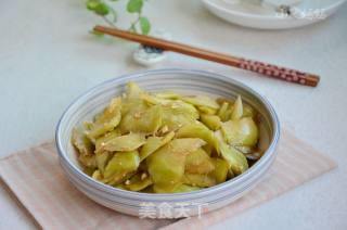 Sweet and Sour Watermelon Peel recipe