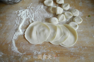 Steamed Dumplings with Pork and Radish Soup recipe