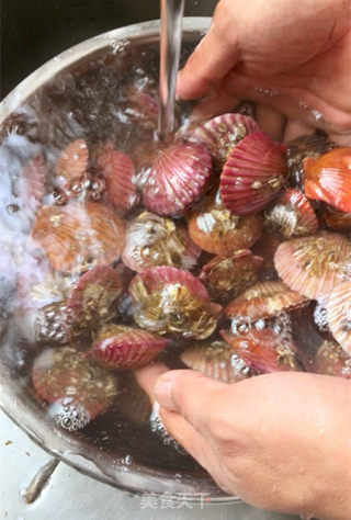 Not Enough Small Seafood---steamed Scallops recipe