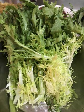 Sweet and Sour Bitter Chrysanthemum recipe