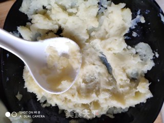 Mashed Potatoes with Black Pepper recipe