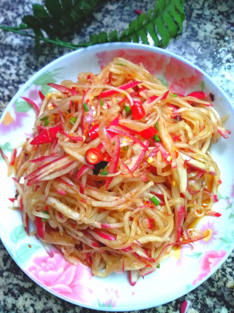 Carmine Shredded Radish in Cold Dressing recipe