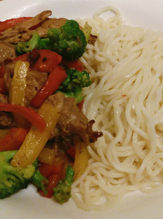 Bell Pepper Duck Cold Noodle recipe