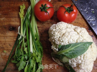 Cauliflower Stir-fried Tomatoes recipe