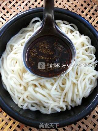 Oriental Legend: Summer's Best-selling Cold Noodles with Soy Sauce Beef recipe