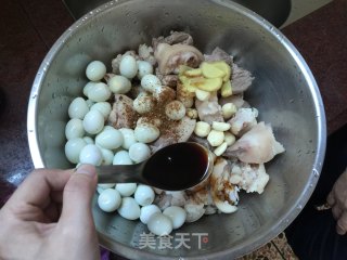 Braised Quail Pigeon Egg Trotters recipe