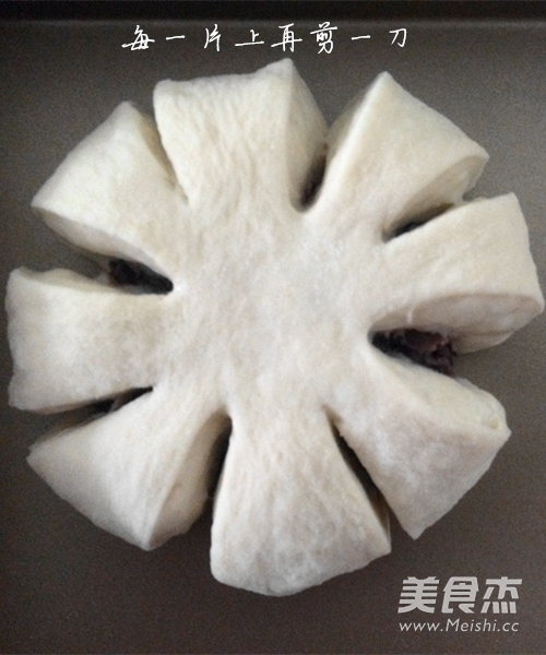 Red Bean Paste Bread Like A Flower recipe