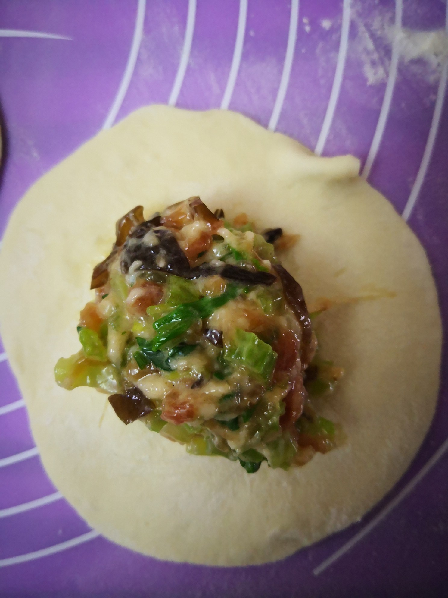 Celery Buns with Fungus recipe