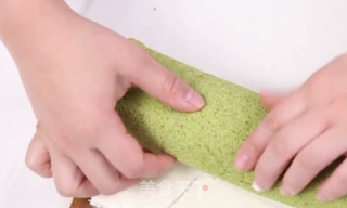 Green Tea Strawberry Cake Roll recipe