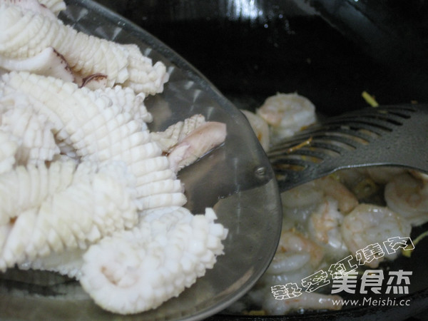 Sea Cucumber Squid Roll recipe