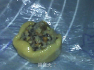 Raisin Nut Mooncake recipe