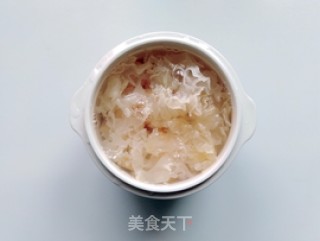 Tremella Coix Seed Potato Soup recipe