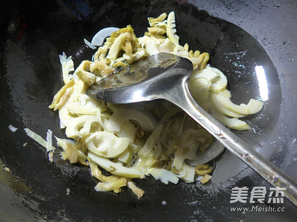 Pickled Mustard Tuber, Leishan, Cherry Jade Tofu Soup recipe