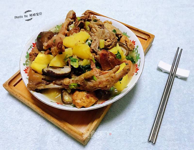 Big Bone Chicken Stewed Potatoes and Shiitake Mushrooms recipe