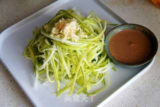 Stir-fried Squash with Sesame Sauce recipe