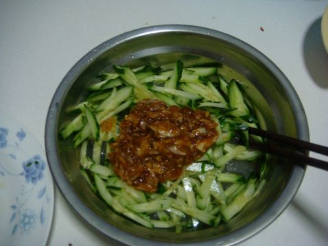 Cucumber with Noodles recipe