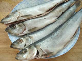 Pan-fried Herring with Cumin recipe