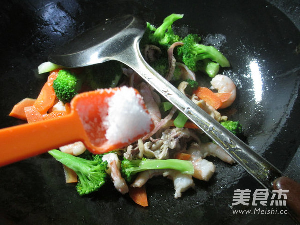 Seafood Broccoli recipe