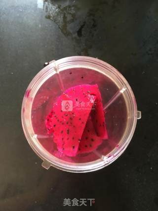 Dragon Fruit Milkshake recipe