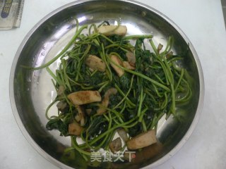 Stir-fried Taiwanese Sweet Potato Sprouts recipe