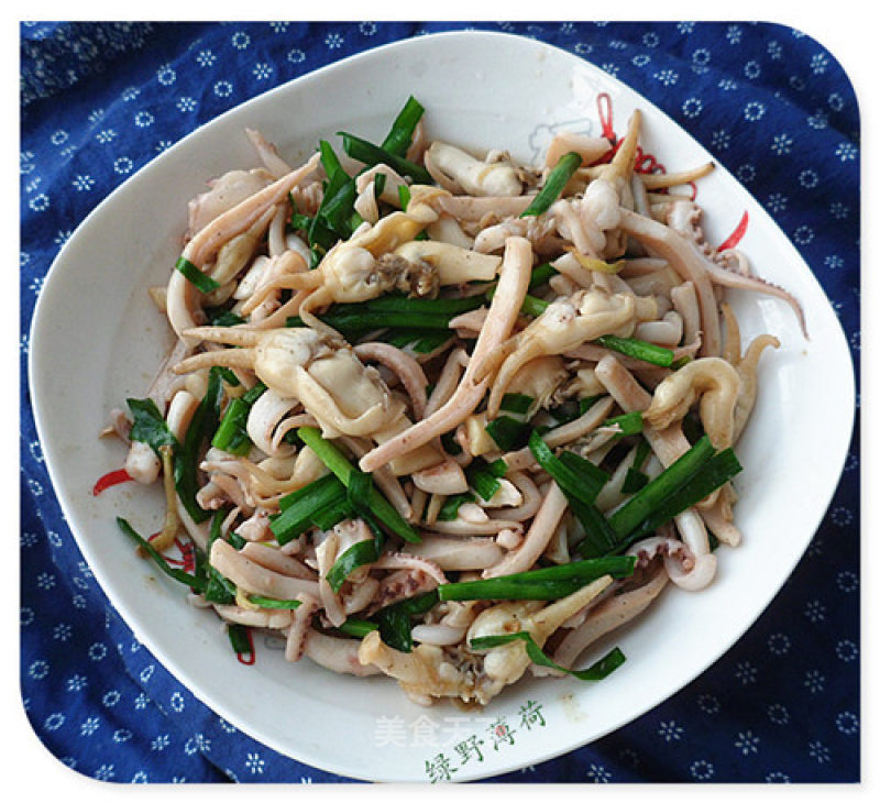 Squid Razor Clams with Chives recipe