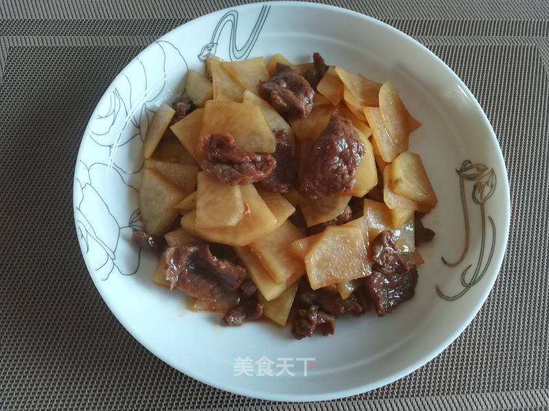 Stir-fried Beef with Potatoes recipe