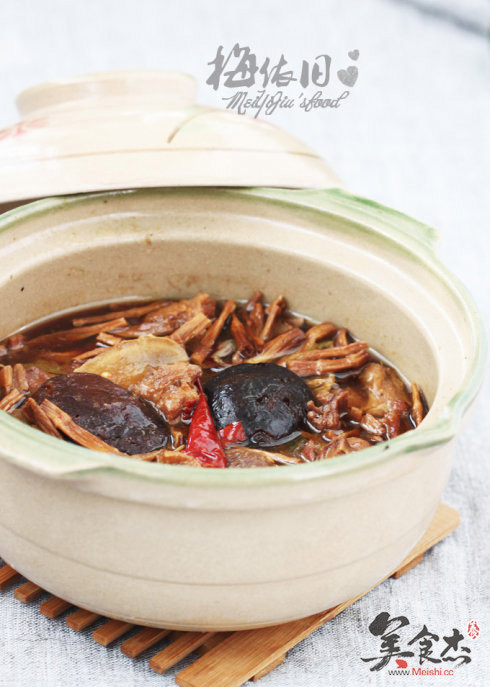 Roasted Duck with Bamboo Shoots and Smoked Bamboo recipe