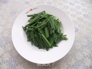 Stir-fried Fungus with Minced Meat and Chives recipe