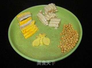 【corn Soybean Hoof Soup】 recipe