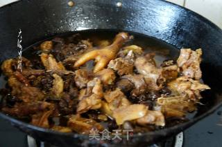 Chicken Stewed with Mushrooms recipe