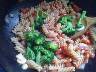 [boiling Your Food Dream]——[tomato and Mushroom Pasta] recipe