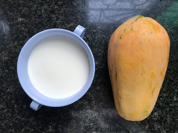 Papaya Bumped into Milk recipe