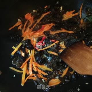 Vegetarian Fried Black Fungus recipe